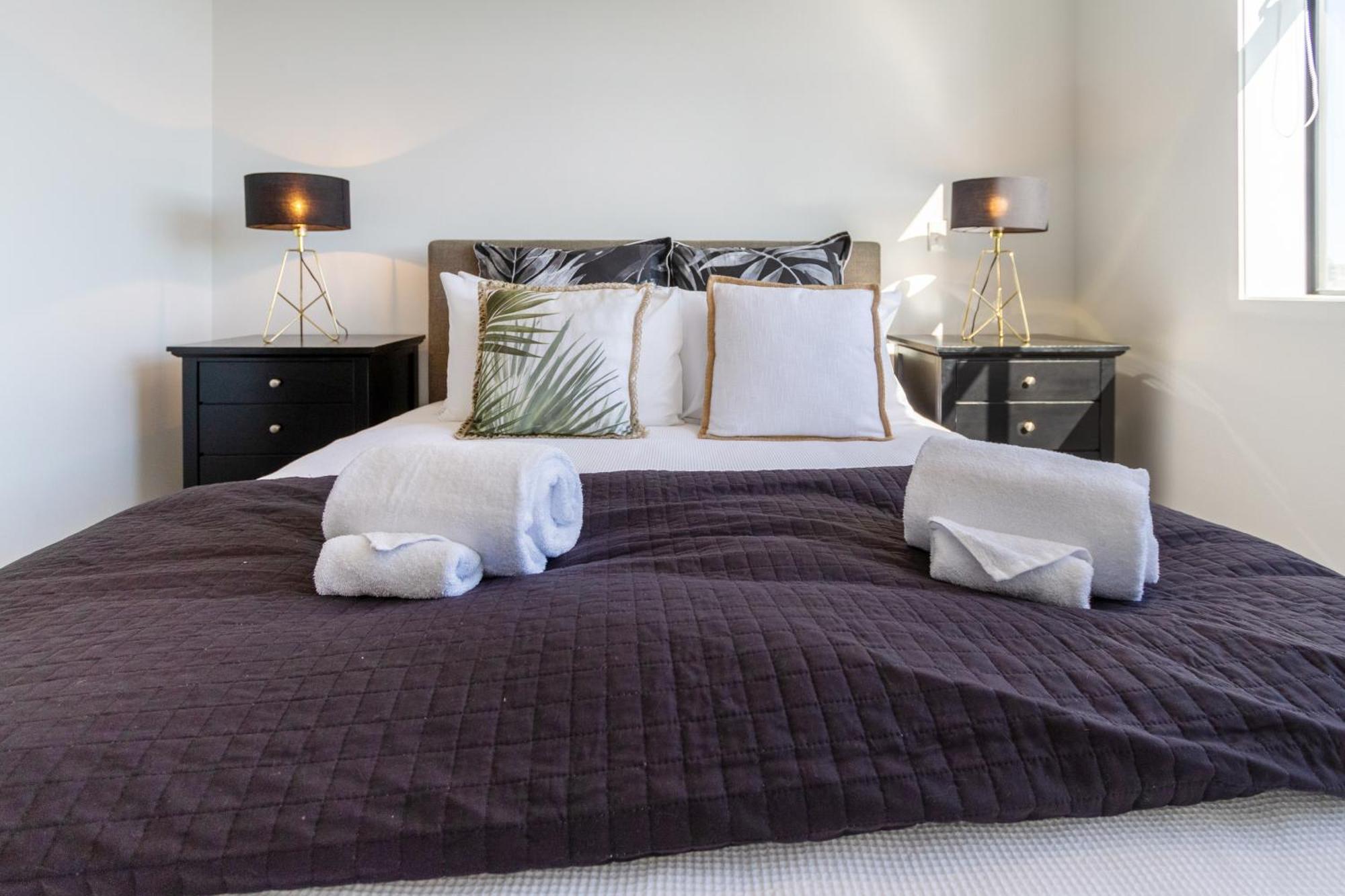 Central Escape On Cashel Street 2 Bed 2 Bath Christchurch Bagian luar foto